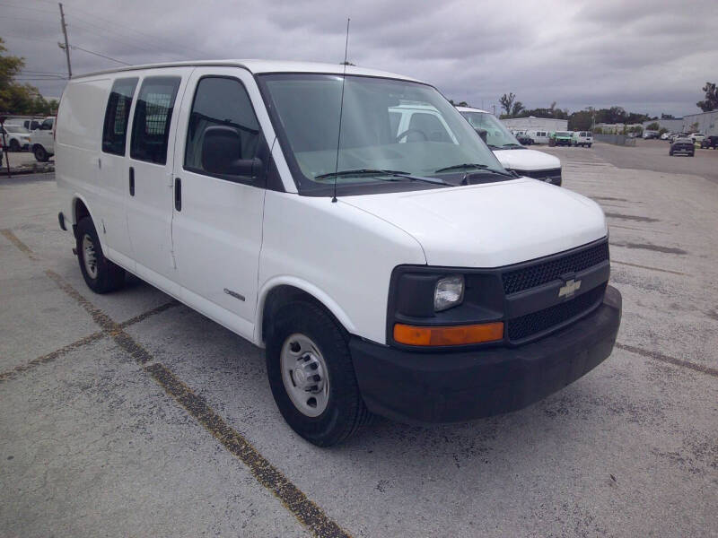 2005 Chevrolet Express Cargo Work's photo