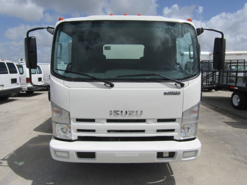 2014 Isuzu NPR-HD