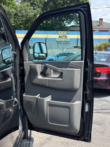 2017 Chevrolet Express LS 3500