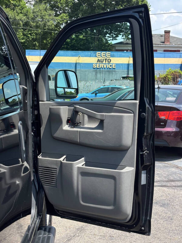 2017 Chevrolet Express LS 3500