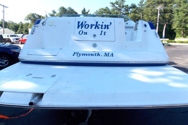 2006 Rinker 232 CAPTIVA