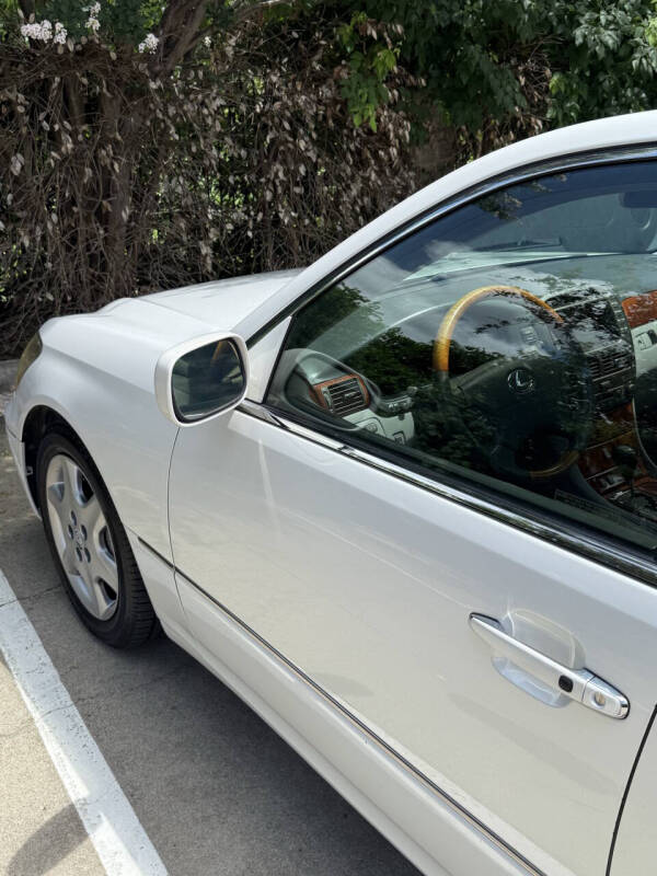 2004 Lexus LS 430