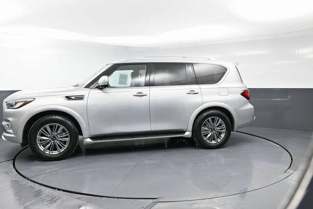 2021 Infiniti QX80 Luxe
