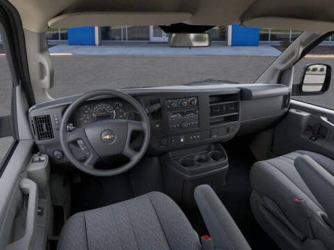 2025 Chevrolet Express 2500