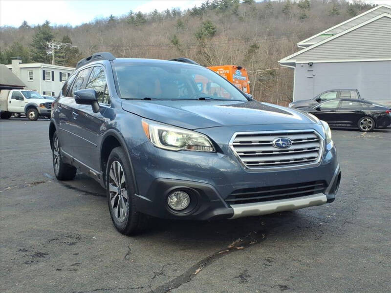 2017 Subaru Outback Limited's photo