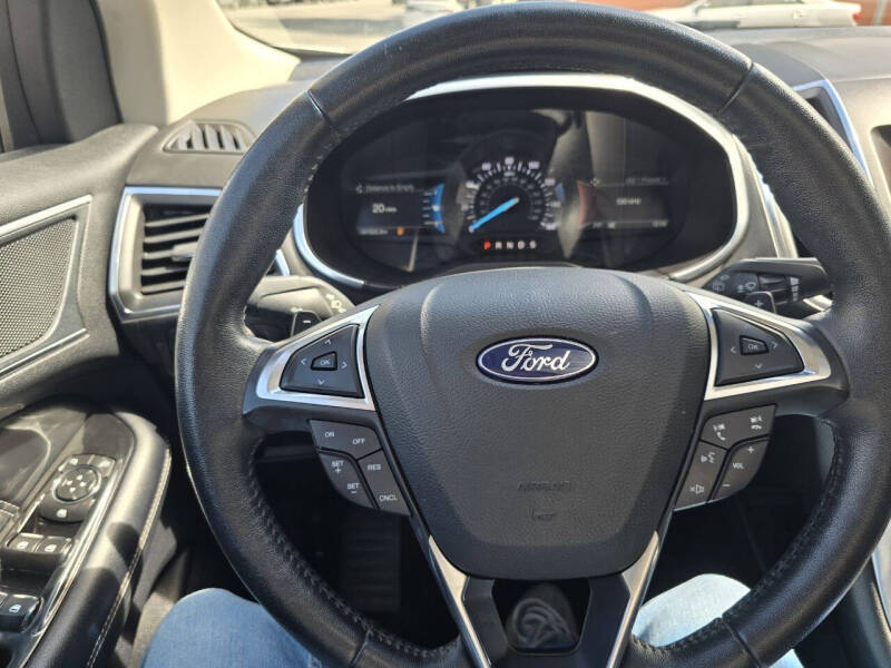 2018 Ford Edge Titanium