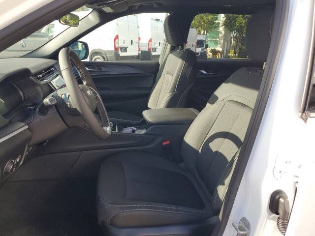 2025 Jeep Grand Cherokee L Laredo X