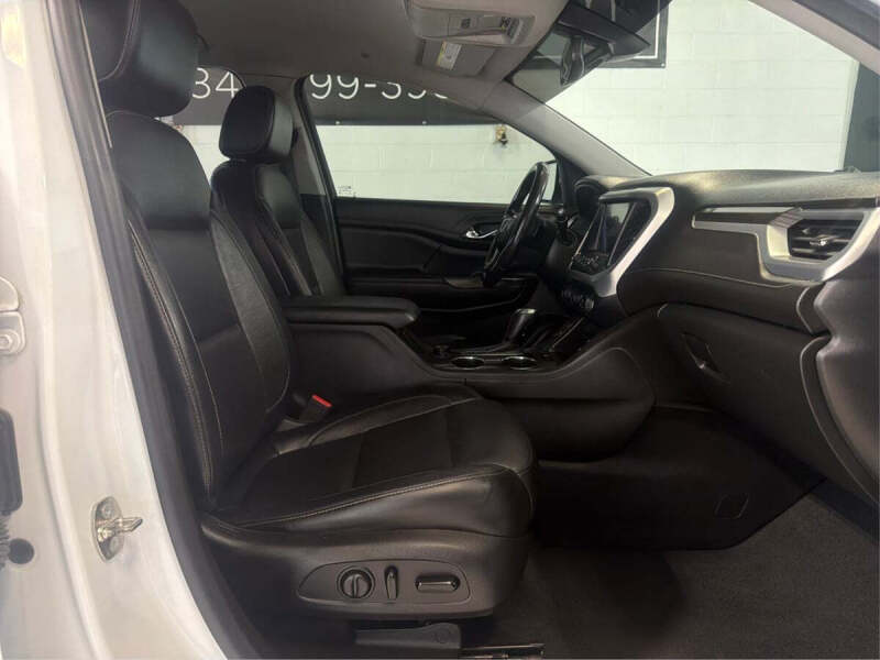 2019 GMC Acadia SLT-1