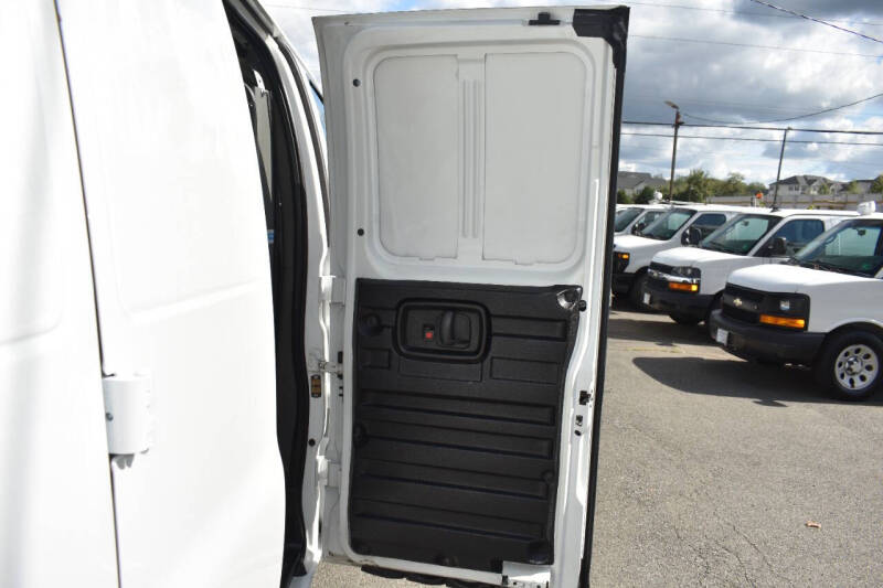 2017 Chevrolet Express 2500