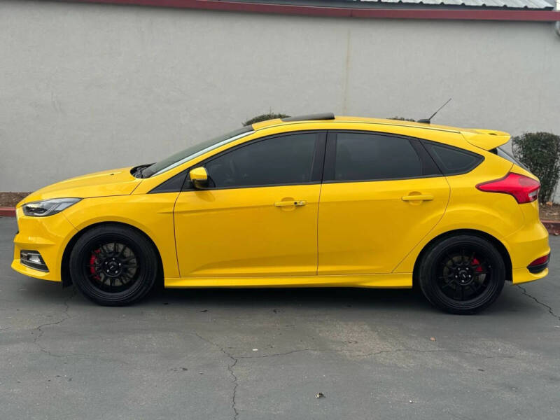 2018 Ford Focus ST