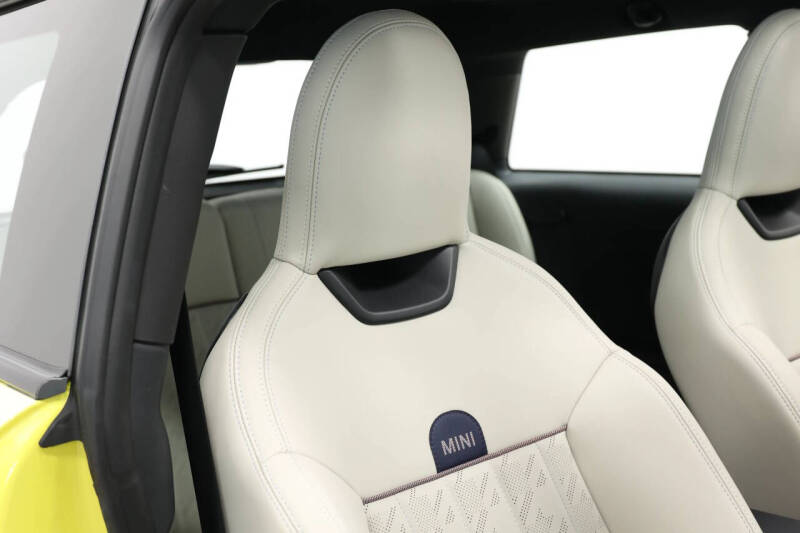 2025 MINI Hardtop 2 Door