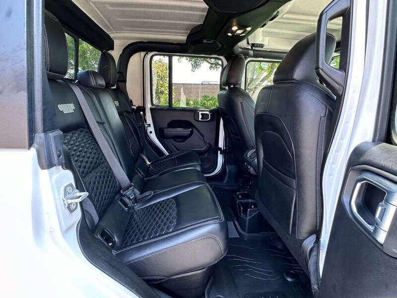 2022 Jeep Gladiator Willys