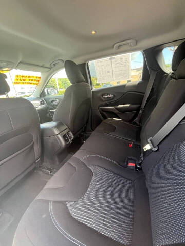 2020 Jeep Cherokee Latitude