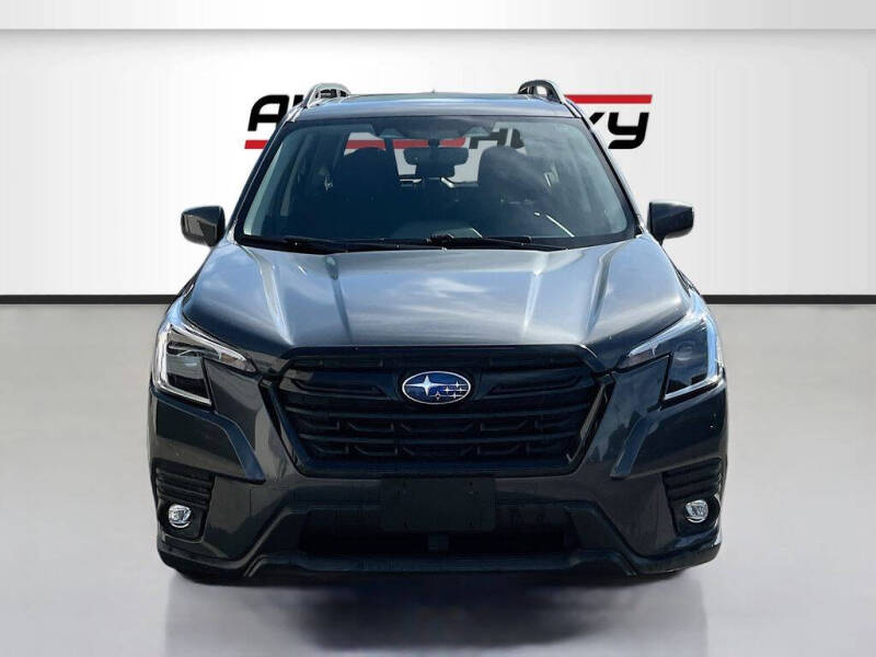 2024 Subaru Forester Premium