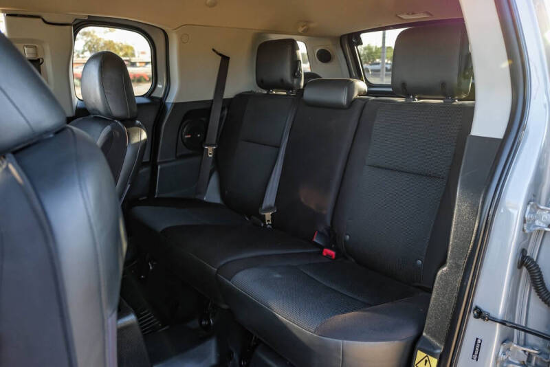 2014 Toyota FJ Cruiser