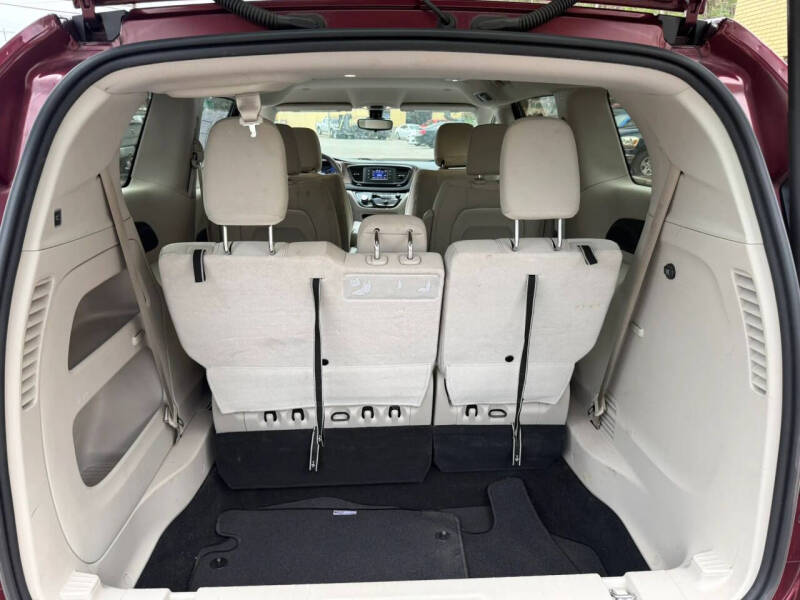 2017 Chrysler Pacifica Touring