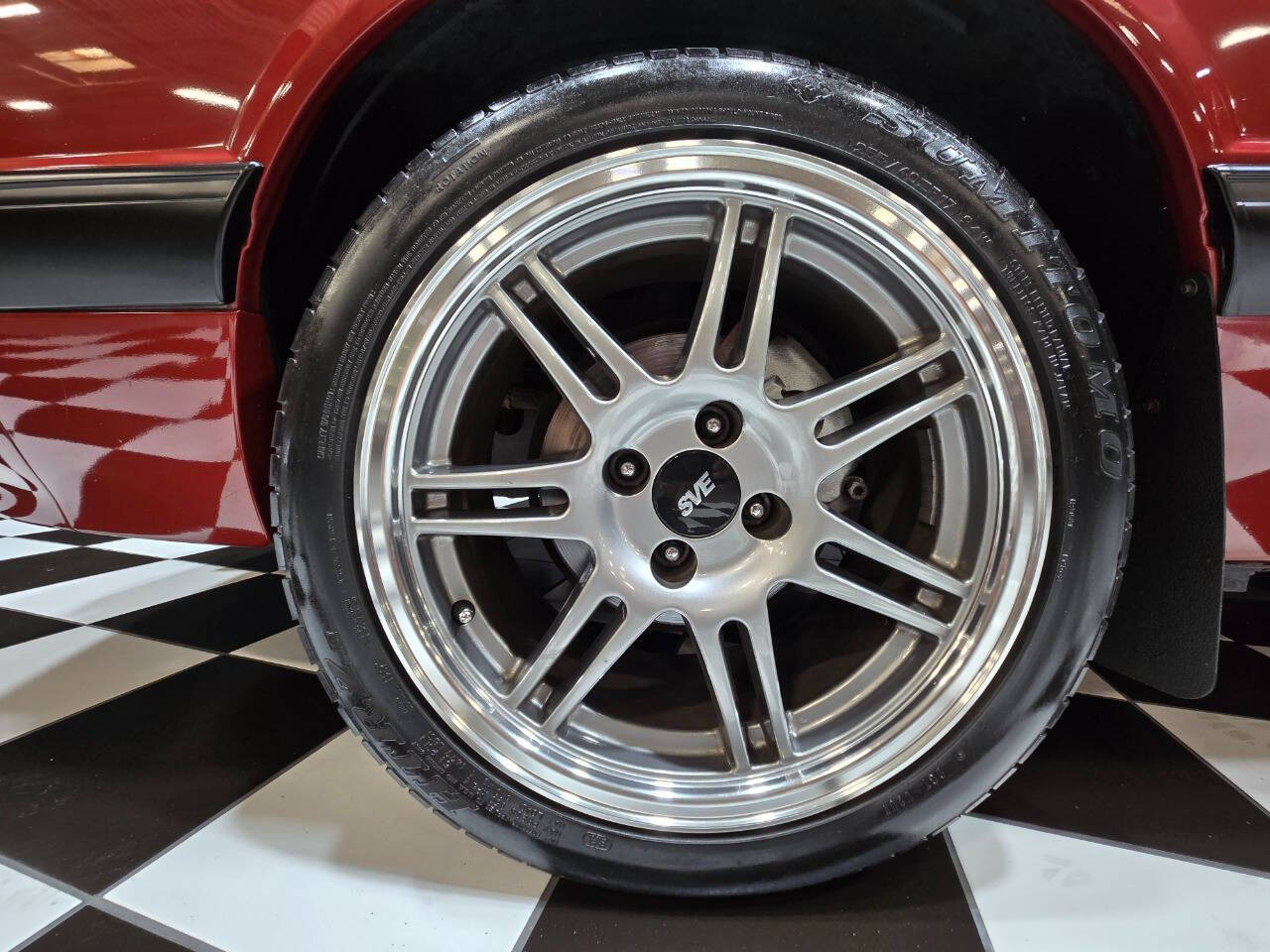 1990 Ford Mustang 19