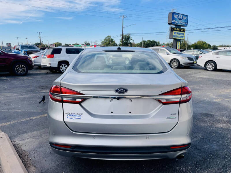 2018 Ford Fusion SE