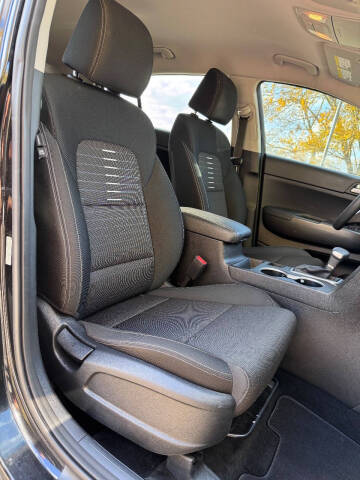 2022 Kia Sportage LX