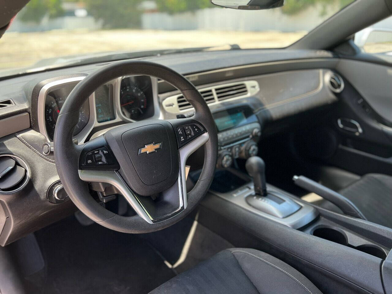 2015 Chevrolet Camaro Coupe - $16,800