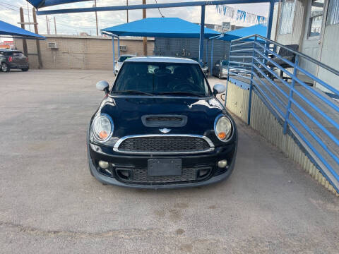 2013 MINI Hardtop for sale at Autos Montes in Socorro TX