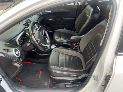 2018 Chevrolet Sonic Premier Auto