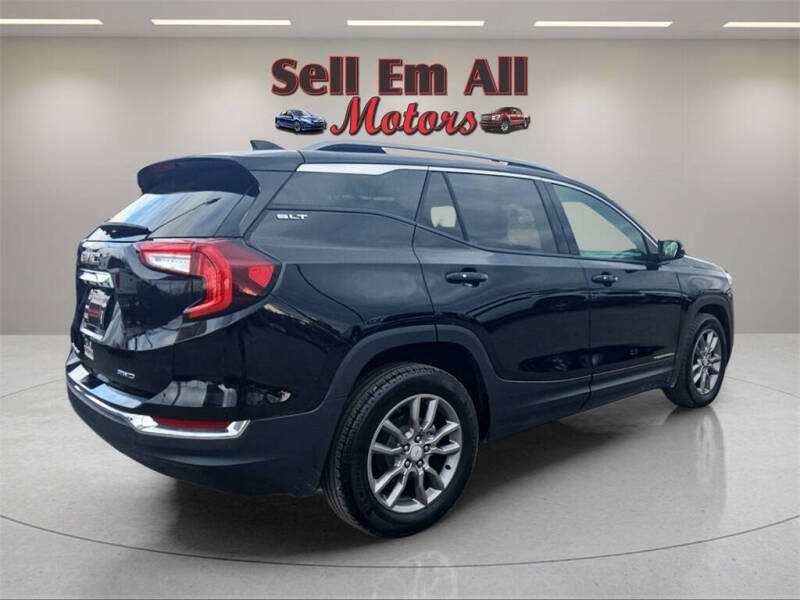 2024 GMC Terrain SLT