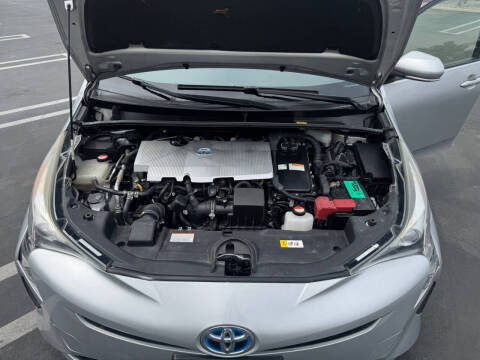 2016 Toyota Prius Two