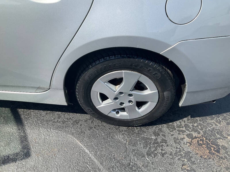 2011 Toyota Prius Two