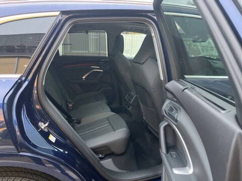 2025 Audi Q5 quattro Premium Plus TFSI