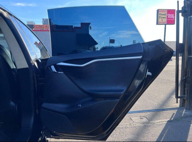 2018 Tesla Model S 75D