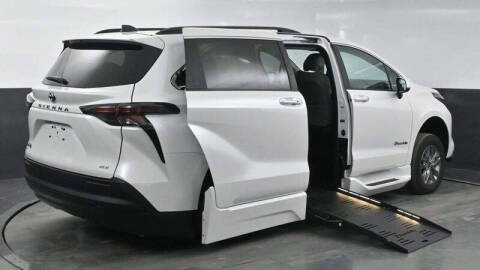 2025 Toyota Sienna