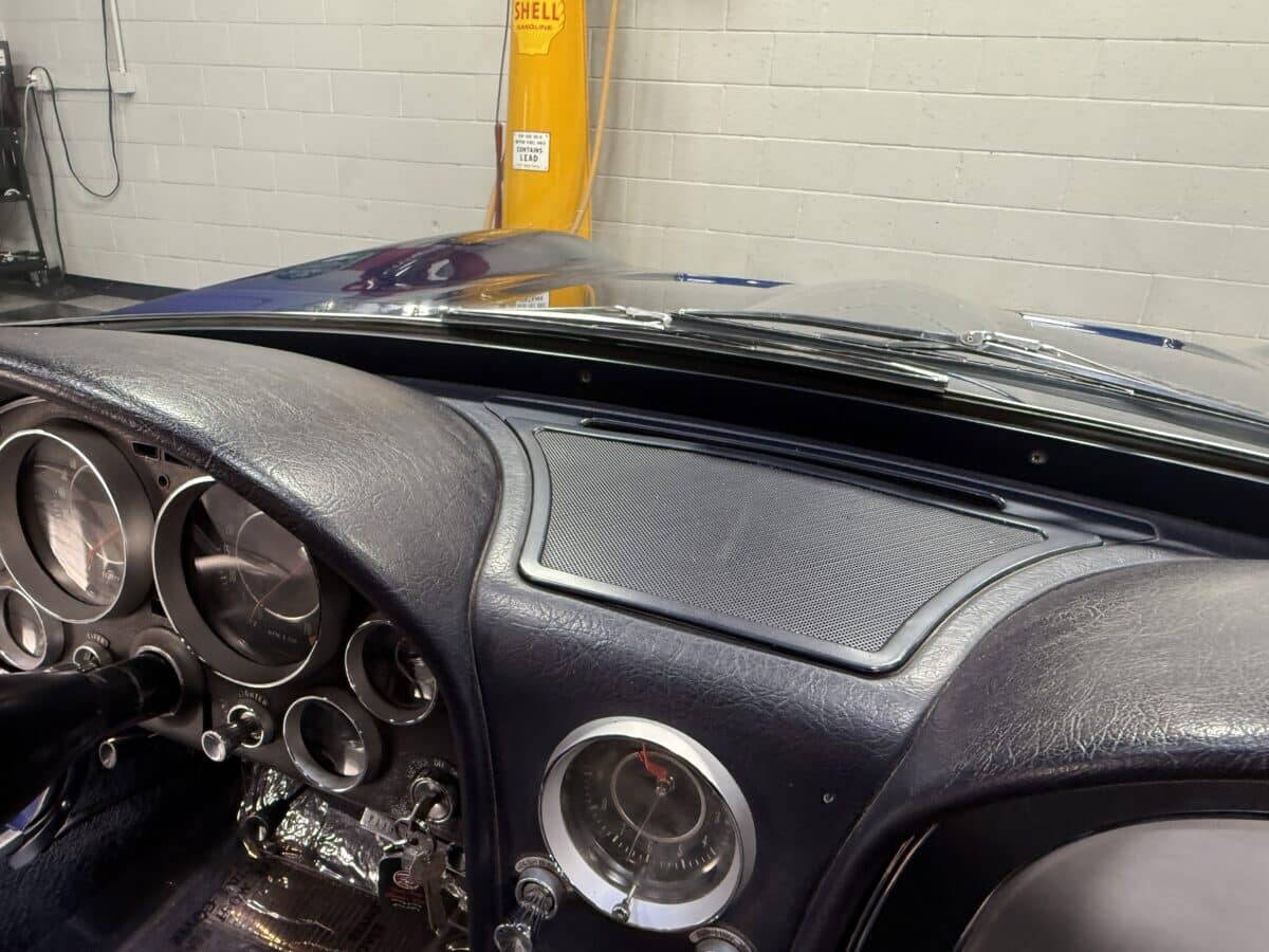1964 Chevrolet Corvette 51