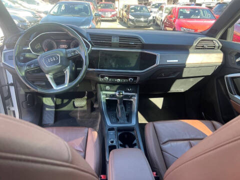 2019 Audi Q3 quattro S line Prem Plus 45 TFSI