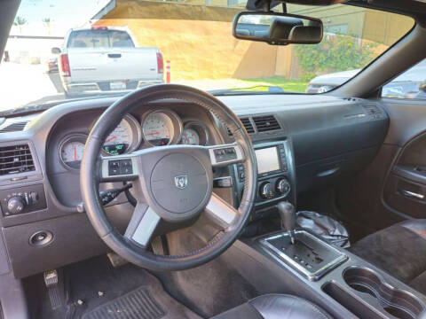 2009 Dodge Challenger SRT8