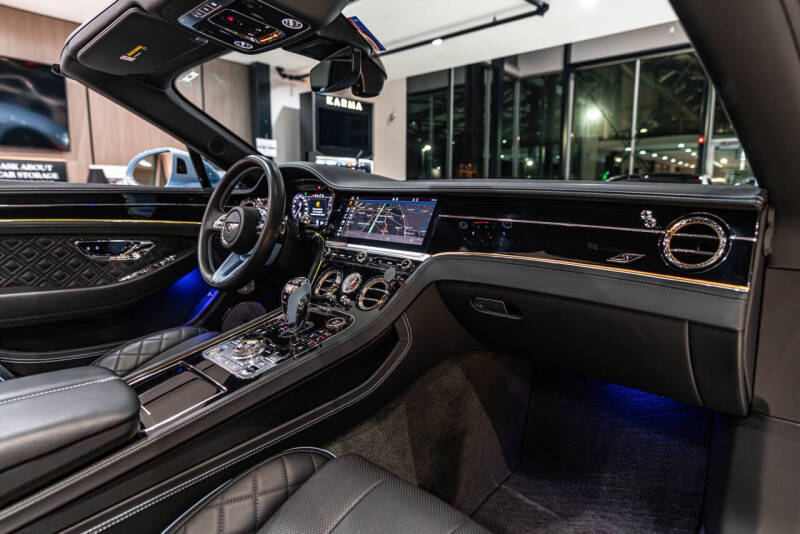 2024 Bentley Continental