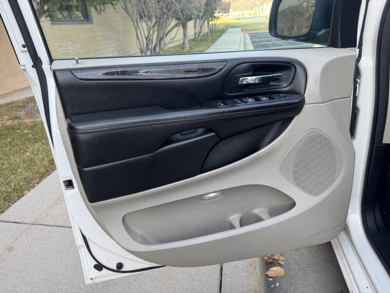 2013 Dodge Grand Caravan SXT