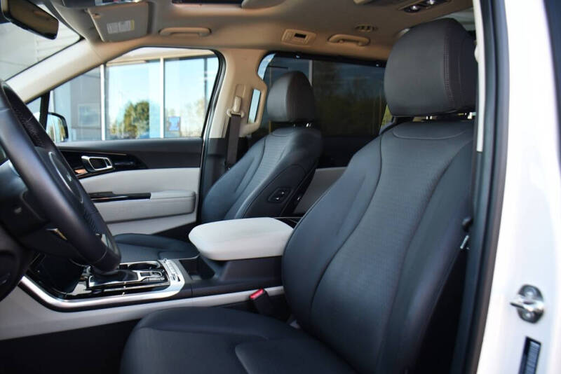 2024 Kia Carnival SX Prestige