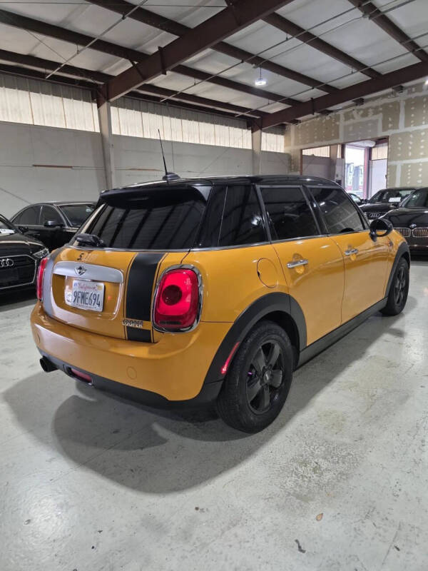 2015 MINI Hardtop 4 Door Cooper