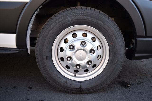 2024 Ford Transit 250