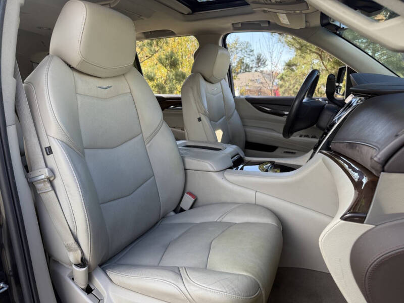 2017 Cadillac Escalade Premium Luxury