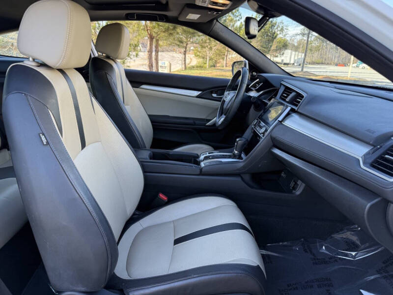 2017 Honda Civic Touring