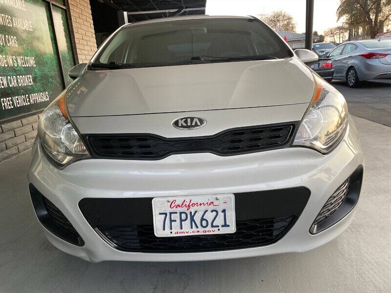 2014 Kia Rio 5-Door LX