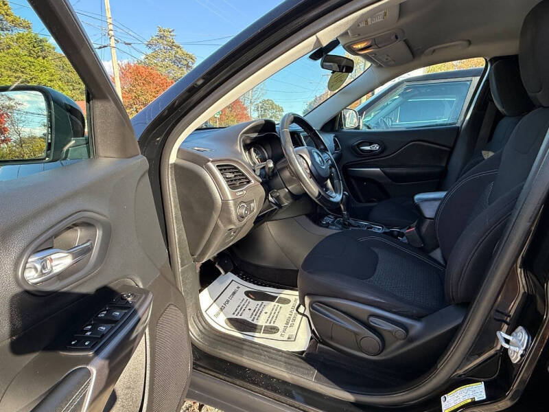 2019 Jeep Cherokee Latitude