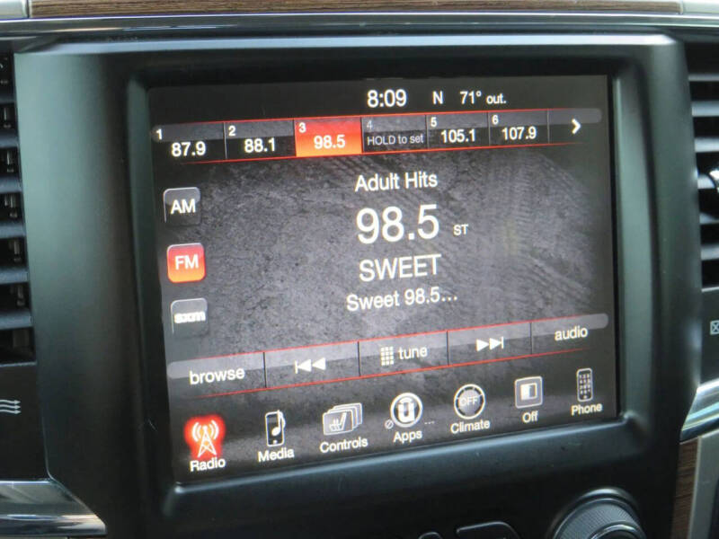 2017 RAM 1500 Laramie