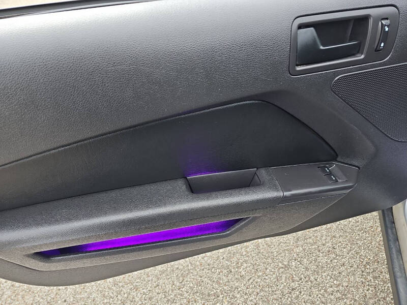 2011 Ford Mustang V6