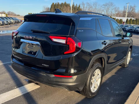 2023 GMC Terrain SLE