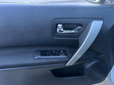 2013 Nissan Rogue SV