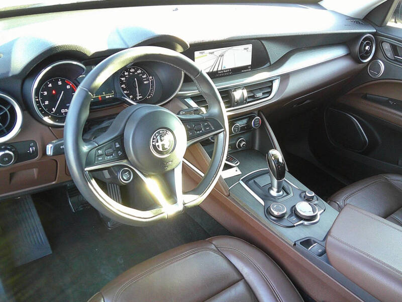 2018 Alfa Romeo Stelvio Ti