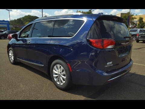 2019 Chrysler Pacifica Touring L